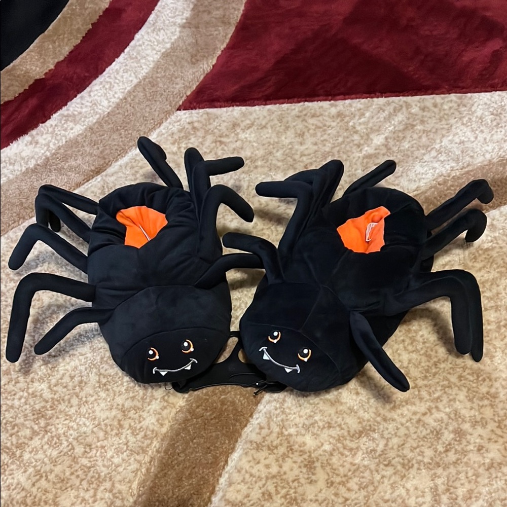 Unisex Cute Black Spider Plush Slippers
